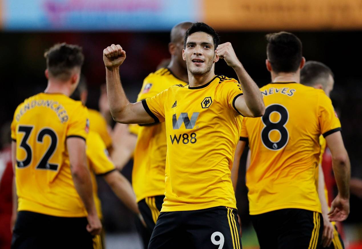 纽卡斯尔 VS 狼队