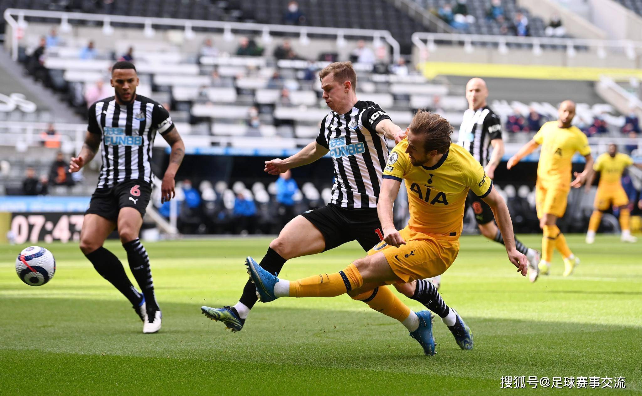 今日足球：纽卡斯尔联vs富勒姆 罗达JCvs前进之鹰