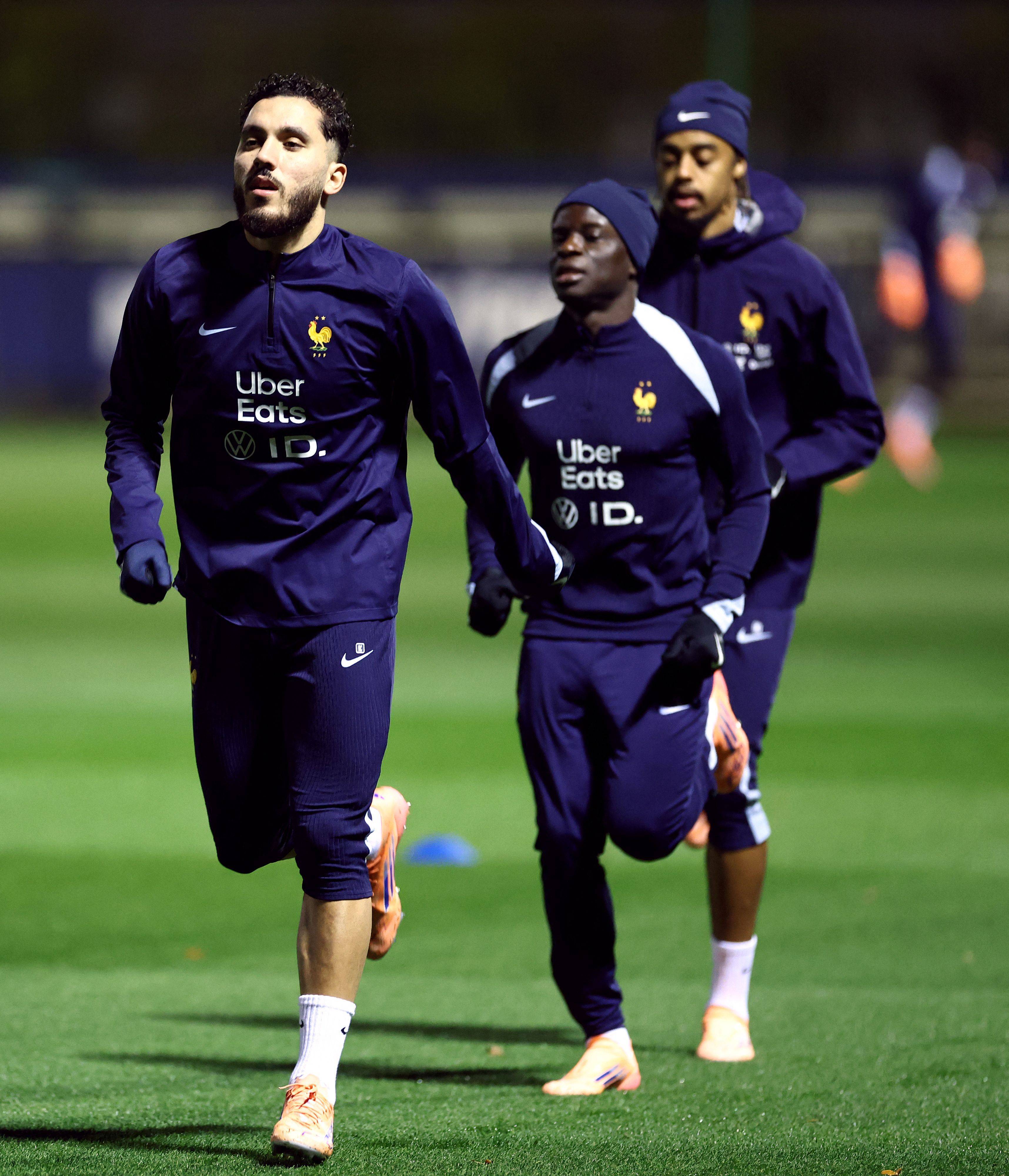 （外代二线）足球——世预赛：法国队赛前备战