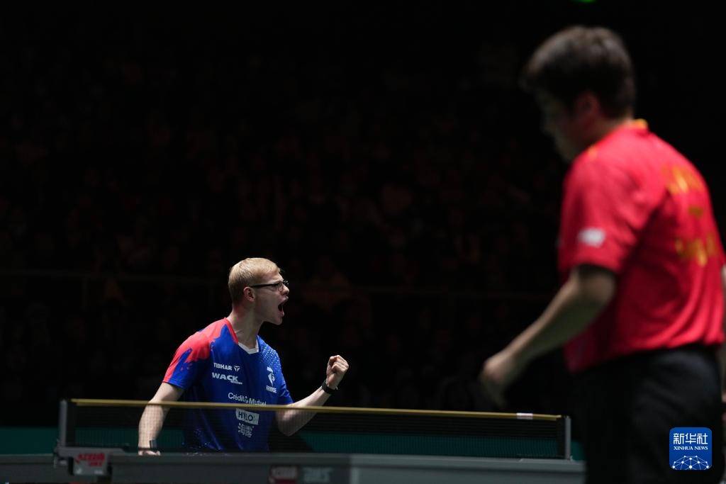 国际乒联混合团体世界杯：中国队胜法国队